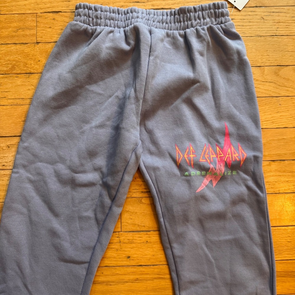 Def Leppard Adrenalize Kids Graphic Sweatpants Purple Joggers Size S NWT